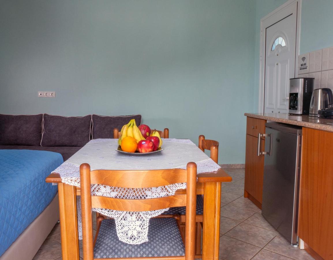 Kaskanis Apartments วราคอส ภายนอก รูปภาพ
